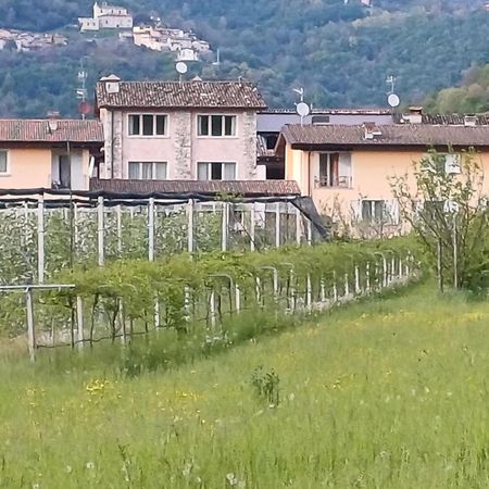 Cascina Legnago Bilocale A 6 Chilometri Da Salo' Apartment Villanuova sul clisi Bagian luar foto