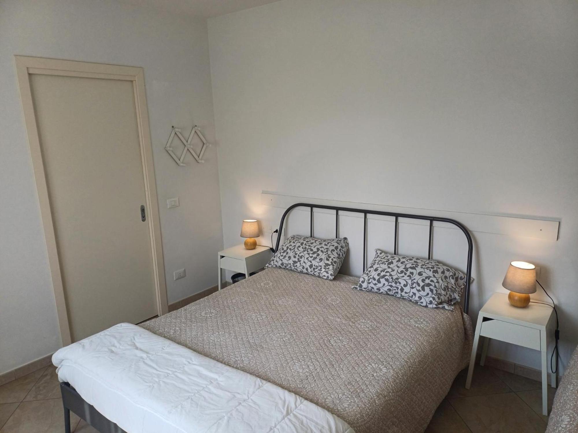 Cascina Legnago Bilocale A 6 Chilometri Da Salo' Apartment Villanuova sul clisi Bagian luar foto