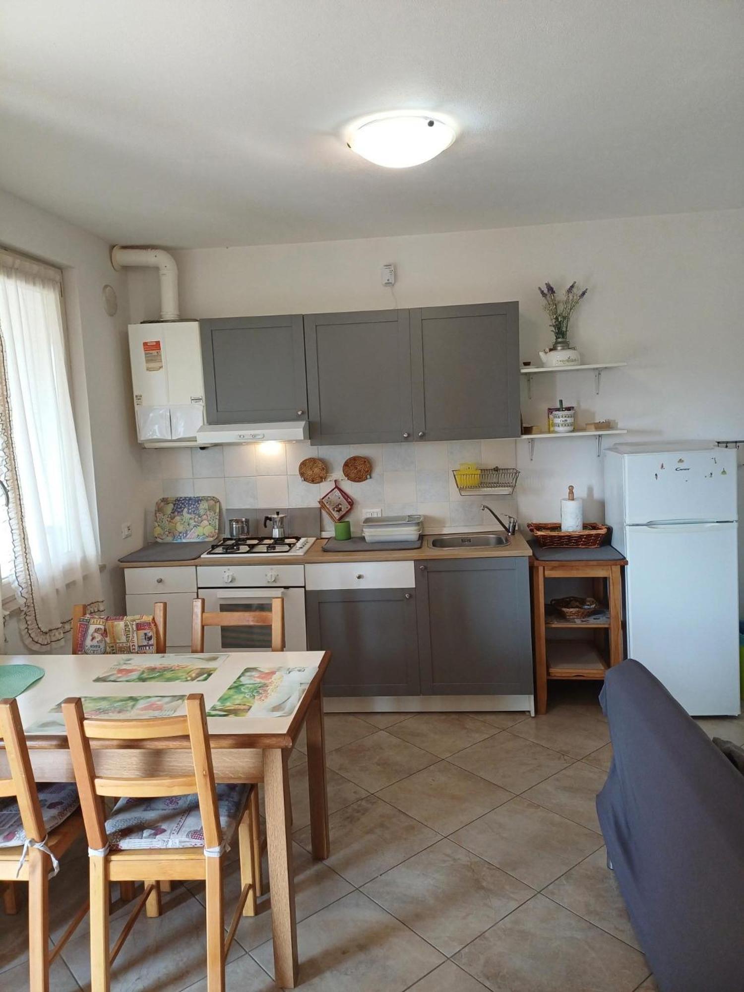 Cascina Legnago Bilocale A 6 Chilometri Da Salo' Apartment Villanuova sul clisi Bagian luar foto