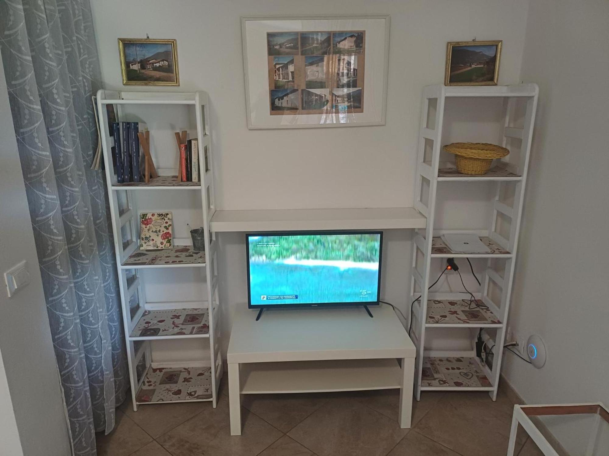 Cascina Legnago Bilocale A 6 Chilometri Da Salo' Apartment Villanuova sul clisi Bagian luar foto