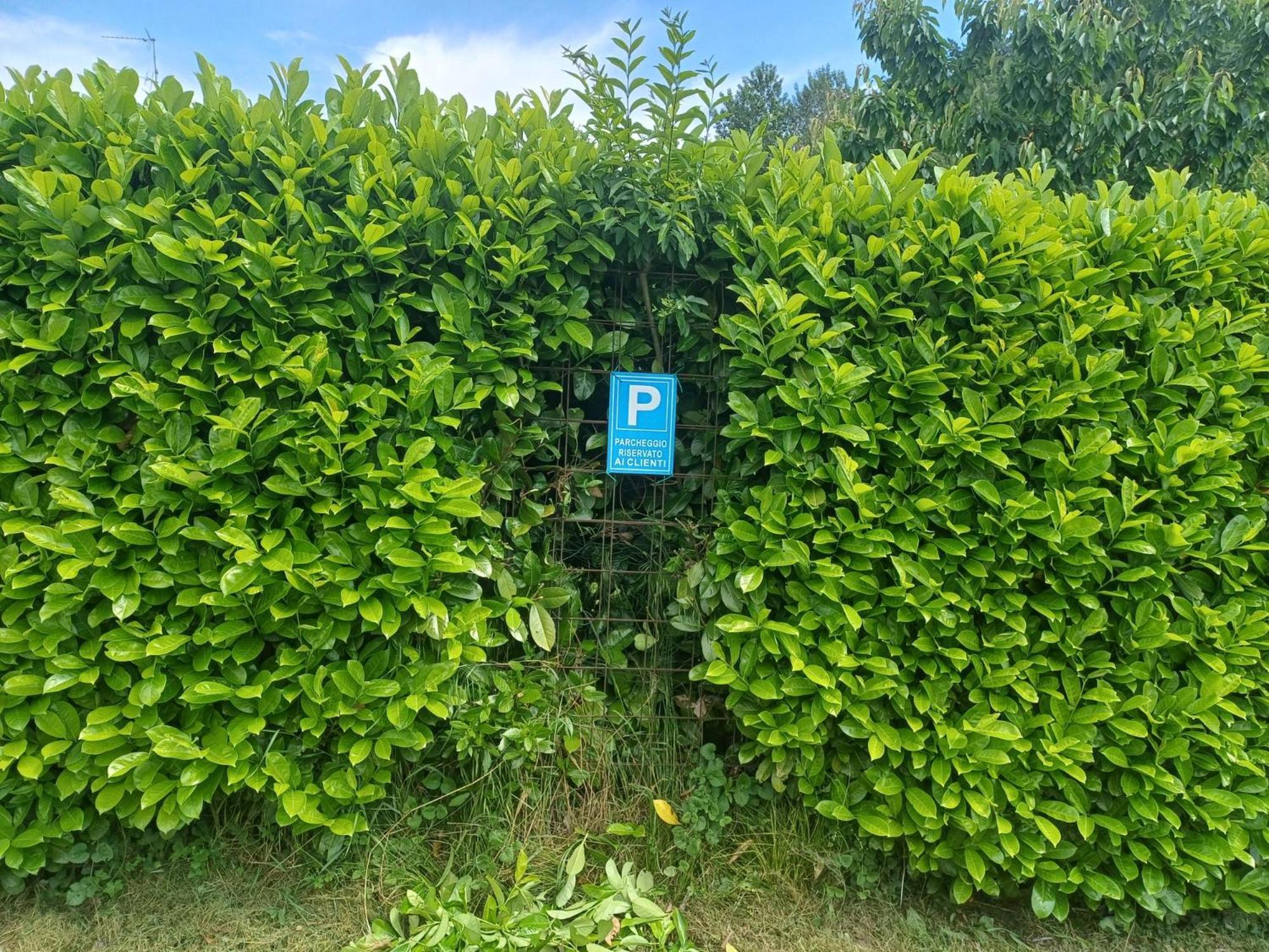 Cascina Legnago Bilocale A 6 Chilometri Da Salo' Apartment Villanuova sul clisi Bagian luar foto
