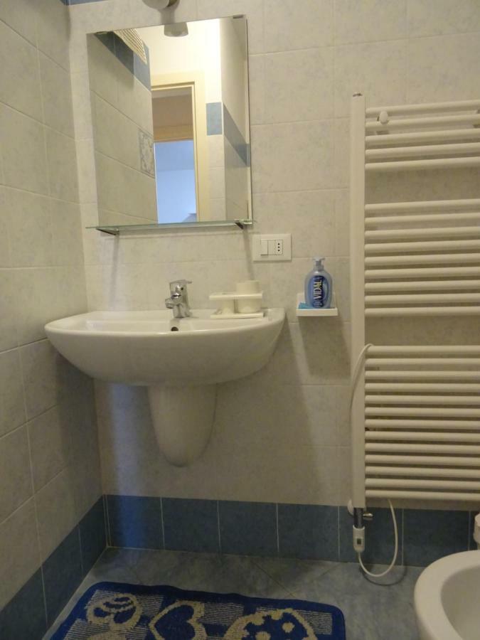 Cascina Legnago Bilocale A 6 Chilometri Da Salo' Apartment Villanuova sul clisi Bagian luar foto